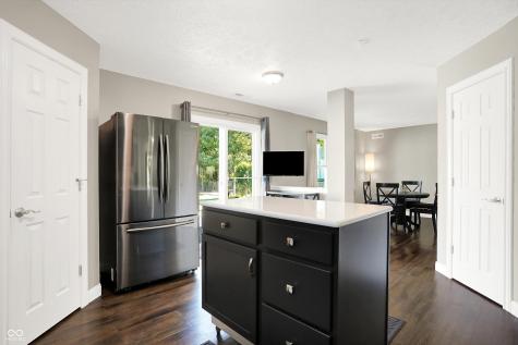 6830 Decatur Ridge Place Indianapolis IN 46221
