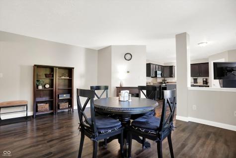 6830 Decatur Ridge Place Indianapolis IN 46221