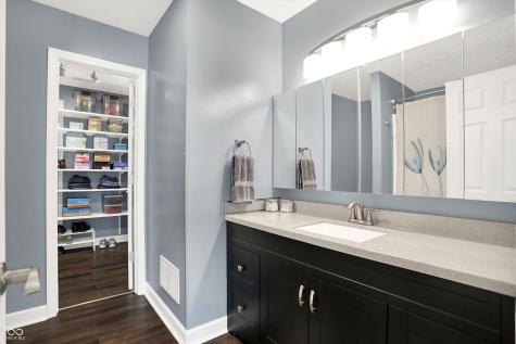 6830 Decatur Ridge Place Indianapolis IN 46221