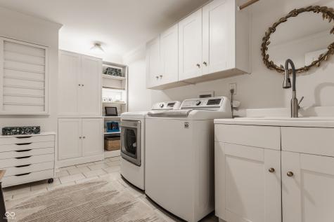 1303 Meadowbrook Drive Indianapolis IN 46240
