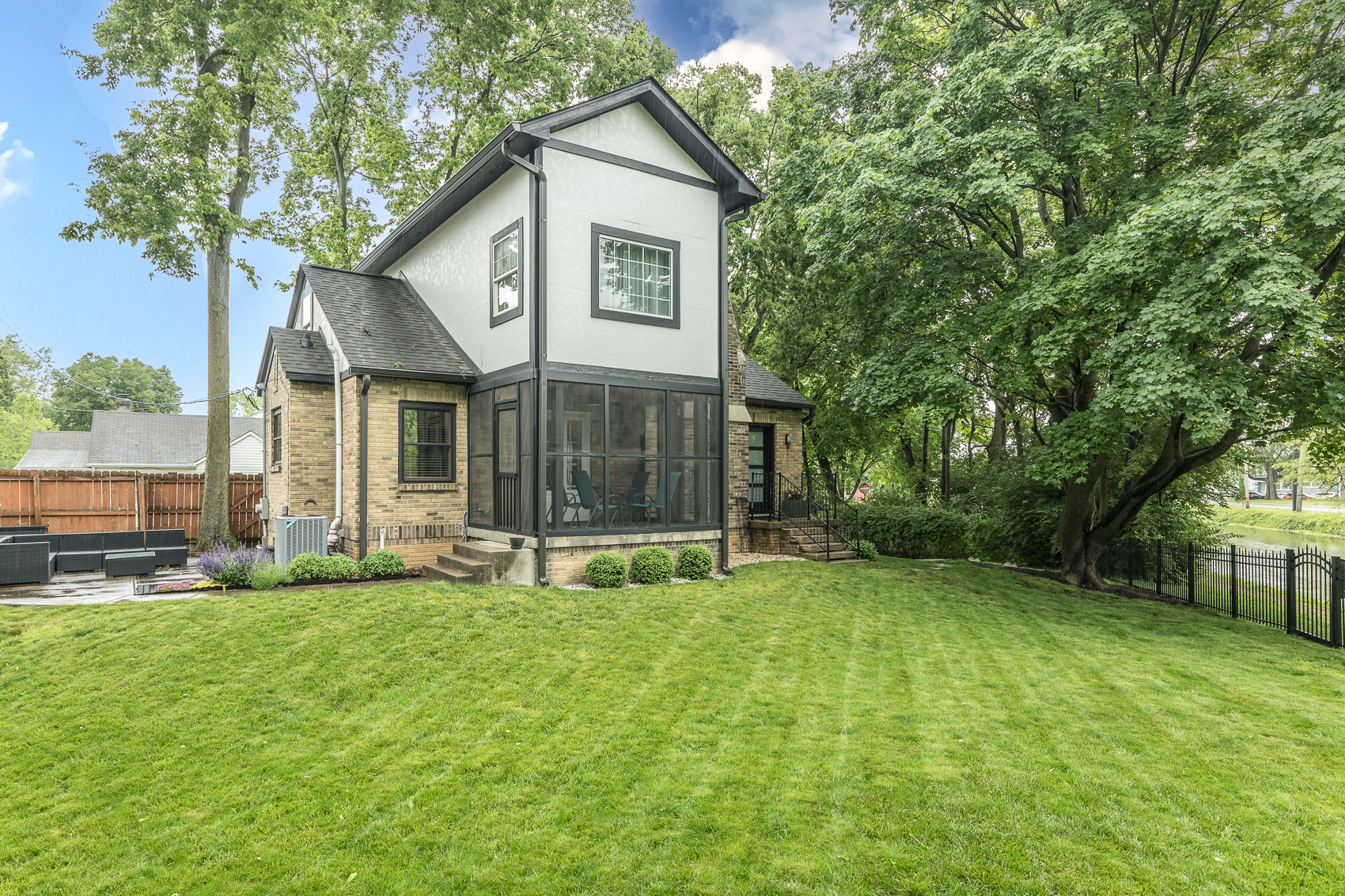 6206 N Park Avenue Indianapolis IN 46220