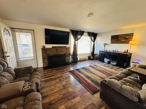 2115 E 91st Street Indianapolis IN 46240