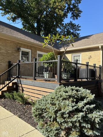 350 S 6th Street Zionsville IN 46077