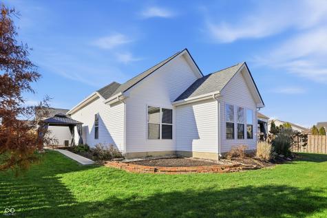 834 Bristle Lake Drive Brownsburg IN 46112