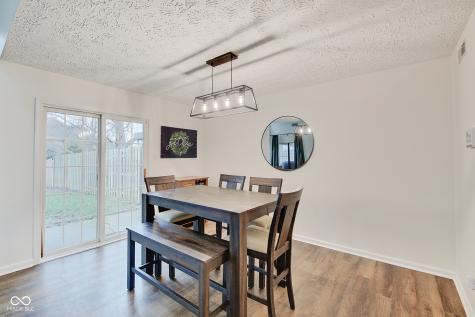 805 Crossbridge Court Avon IN 46123