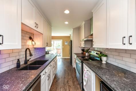 7321 Tousley Drive Indianapolis IN 46256