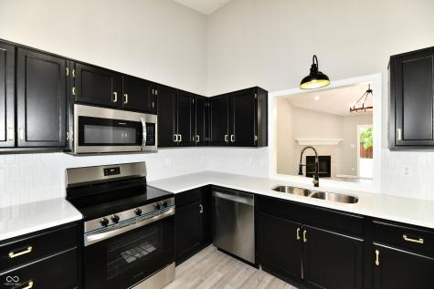 1130 Threshing Court Indianapolis IN 46229