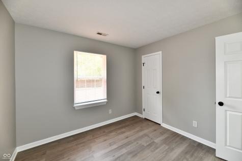 1130 Threshing Court Indianapolis IN 46229