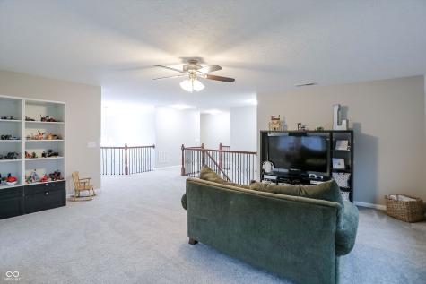 7827 Hedgehop Drive Zionsville IN 46077