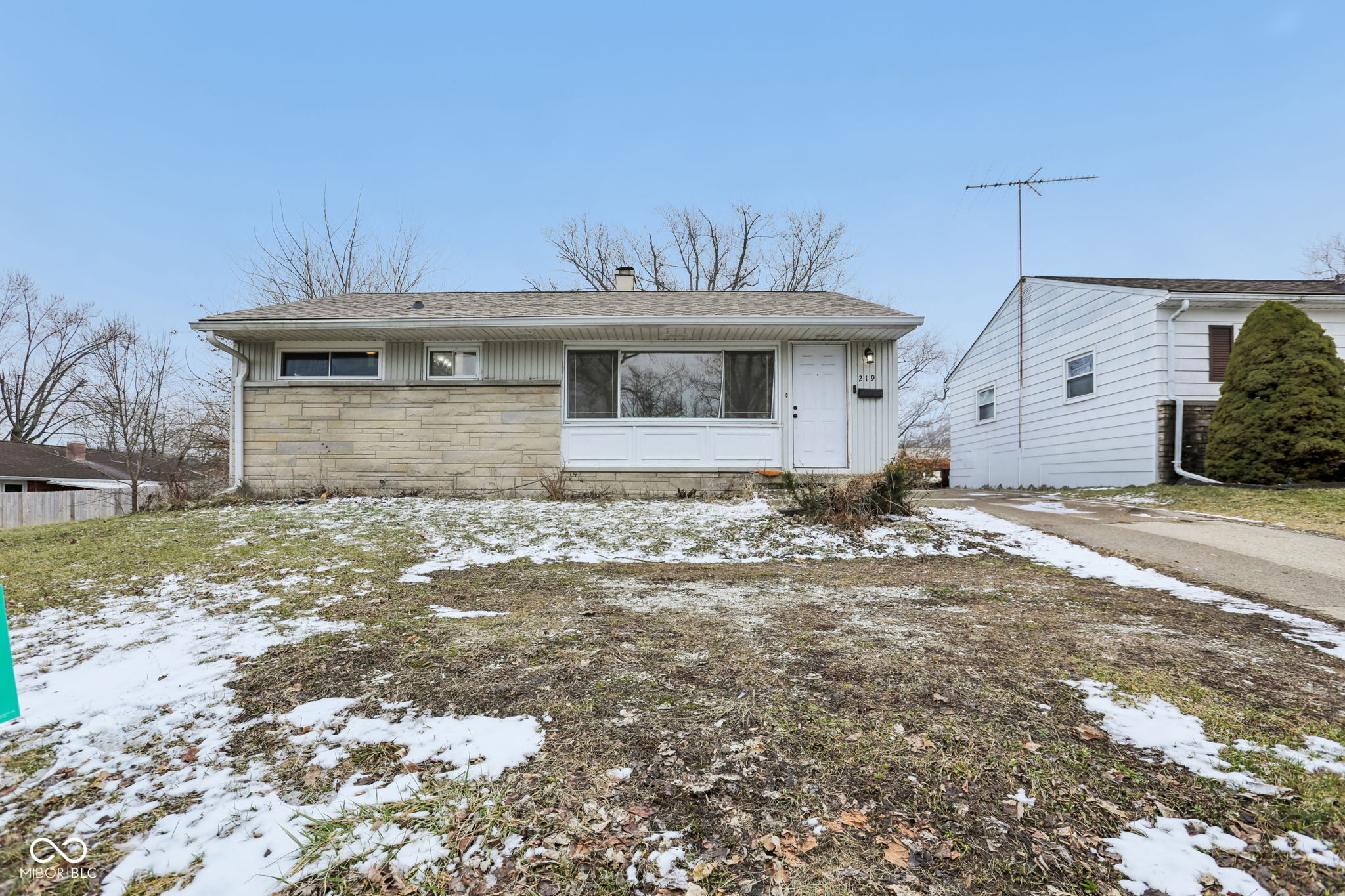 219 E Mckenzie Road Greenfield IN 46140