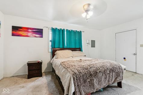 219 E Mckenzie Road Greenfield IN 46140