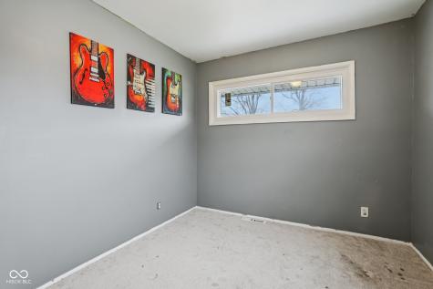 219 E Mckenzie Road Greenfield IN 46140