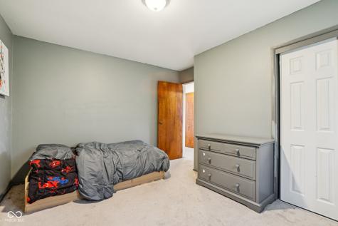 219 E Mckenzie Road Greenfield IN 46140