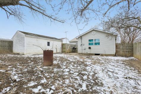 219 E Mckenzie Road Greenfield IN 46140