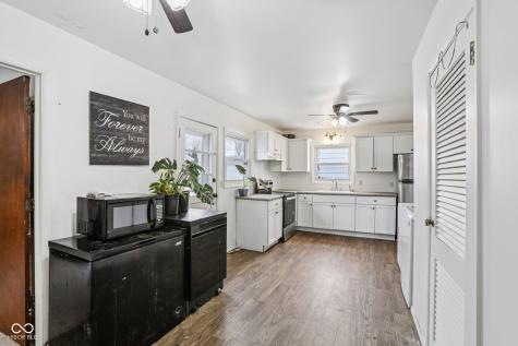 219 E Mckenzie Road Greenfield IN 46140