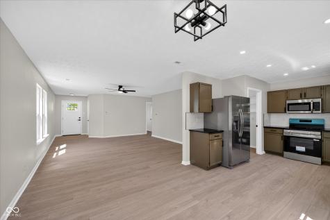 2145 Shadowbrook Drive Plainfield IN 46168