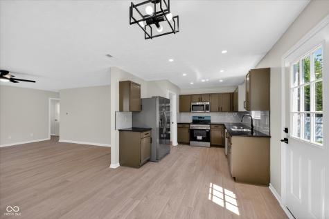 2145 Shadowbrook Drive Plainfield IN 46168