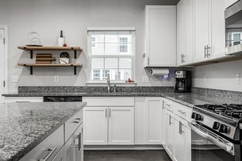 13616 Whitten Drive N Fishers IN 46037