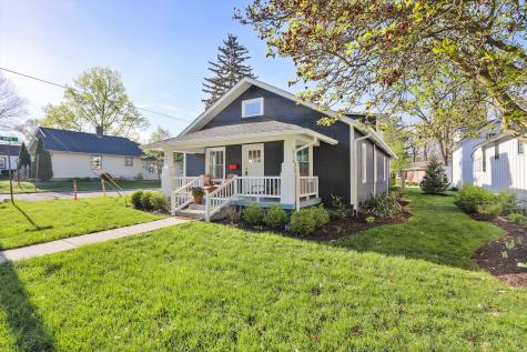 905 W Pine Street Zionsville IN 46077
