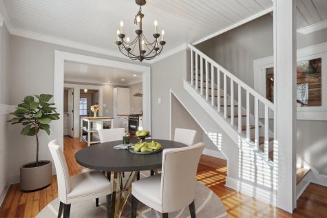 905 W Pine Street Zionsville IN 46077