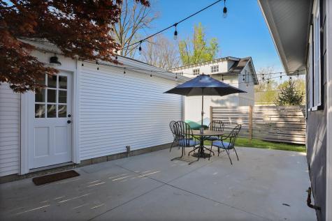 905 W Pine Street Zionsville IN 46077