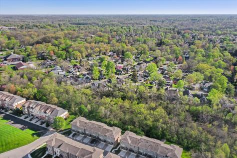 905 W Pine Street Zionsville IN 46077