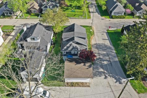905 W Pine Street Zionsville IN 46077