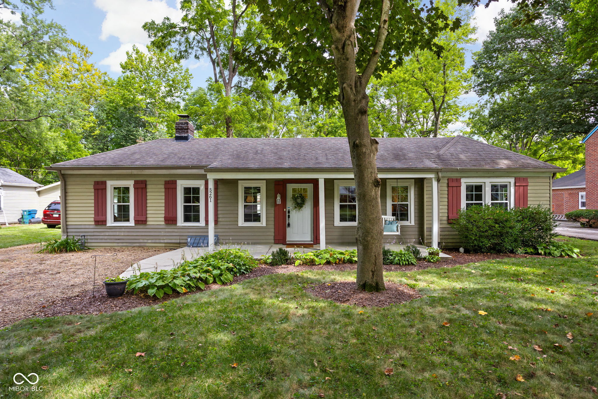 5261 Woodside Drive Indianapolis IN 46228