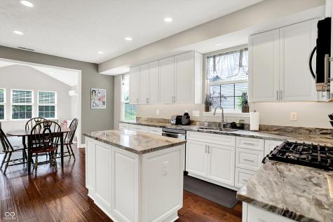 9653 Cypress Way Carmel IN 46032