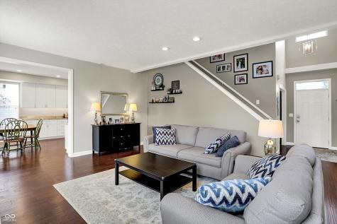 9653 Cypress Way Carmel IN 46032