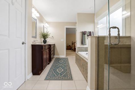 5767 Meadowlark Place Carmel IN 46033