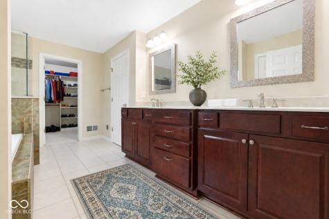 5767 Meadowlark Place Carmel IN 46033