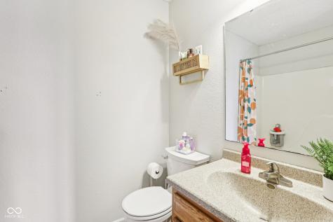 2439 Orchard Creek Drive Columbus IN 47201