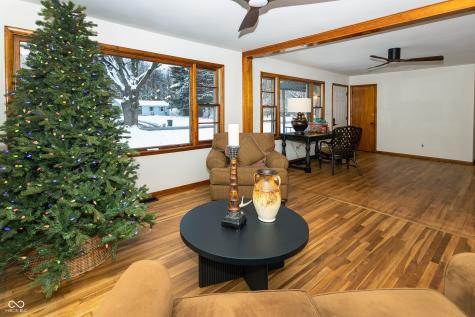 1945 Danbury Drive Indianapolis IN 46231