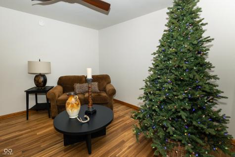1945 Danbury Drive Indianapolis IN 46231