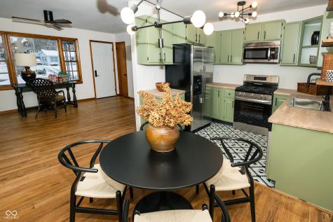 1945 Danbury Drive Indianapolis IN 46231