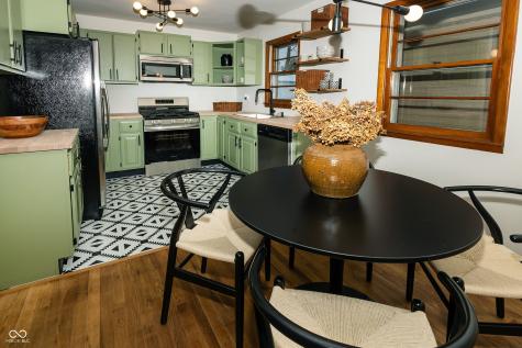 1945 Danbury Drive Indianapolis IN 46231