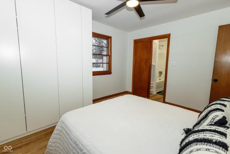 1945 Danbury Drive Indianapolis IN 46231