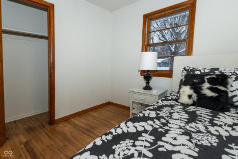 1945 Danbury Drive Indianapolis IN 46231