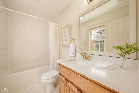 4483 Thicket Trace Zionsville IN 46077