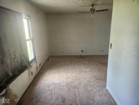 363 E North Street Dunkirk IN 47336