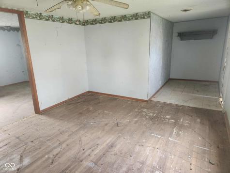 363 E North Street Dunkirk IN 47336