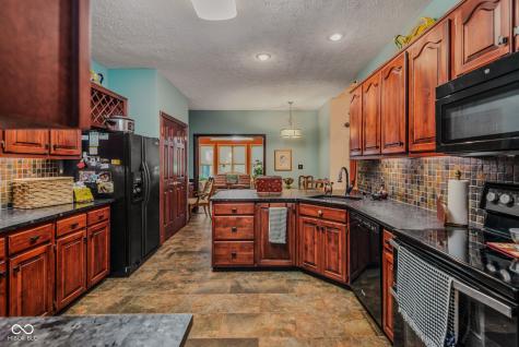 6017 Leatherback Drive Columbus IN 47201