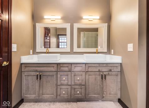 6017 Leatherback Drive Columbus IN 47201