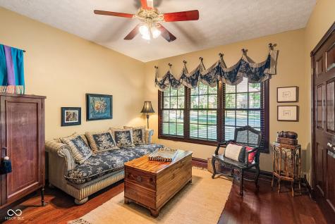 6017 Leatherback Drive Columbus IN 47201