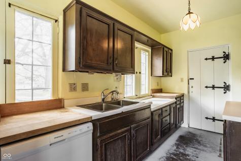 4302 Kessler Boulevard Drive N Indianapolis IN 46228