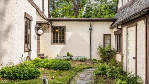 4302 Kessler Boulevard Drive N Indianapolis IN 46228