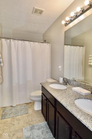 1231 Winfield Court Greenwood IN 46143