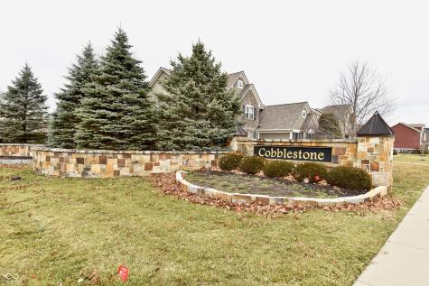 1231 Winfield Court Greenwood IN 46143