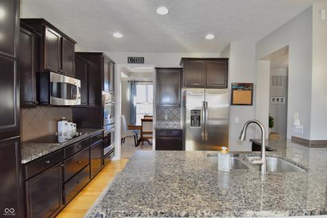 1231 Winfield Court Greenwood IN 46143